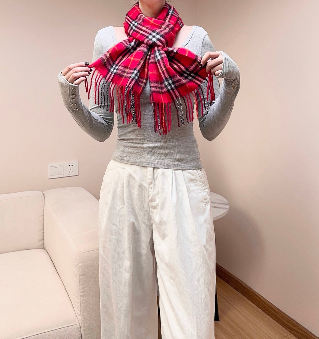 BURBERRY 26S SCARF 180CM IN CASHMERE 290649