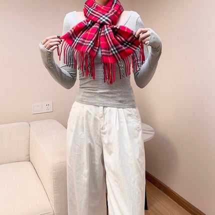 BURBERRY 26S SCARF 180CM IN CASHMERE 290649