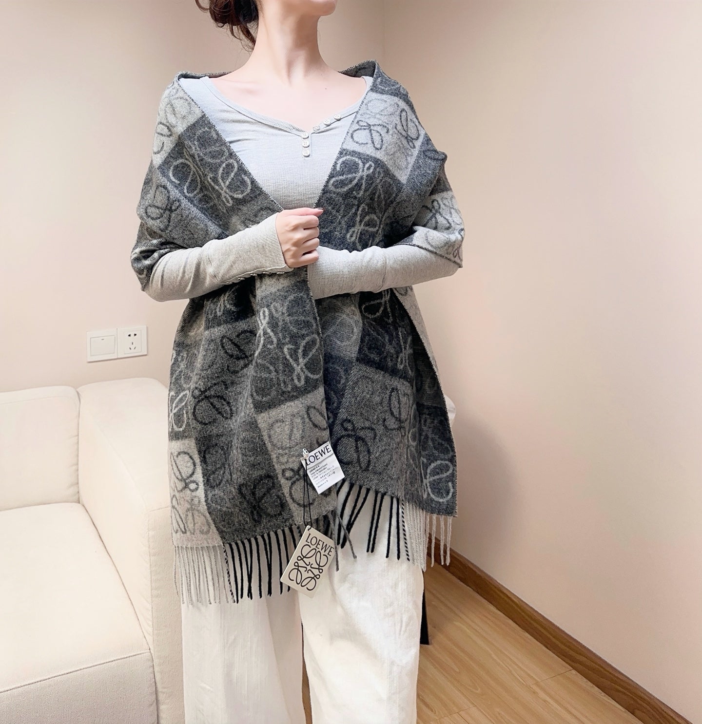 LOEWE 26S SCARF 180 IN CASHMERE WOOL 303186