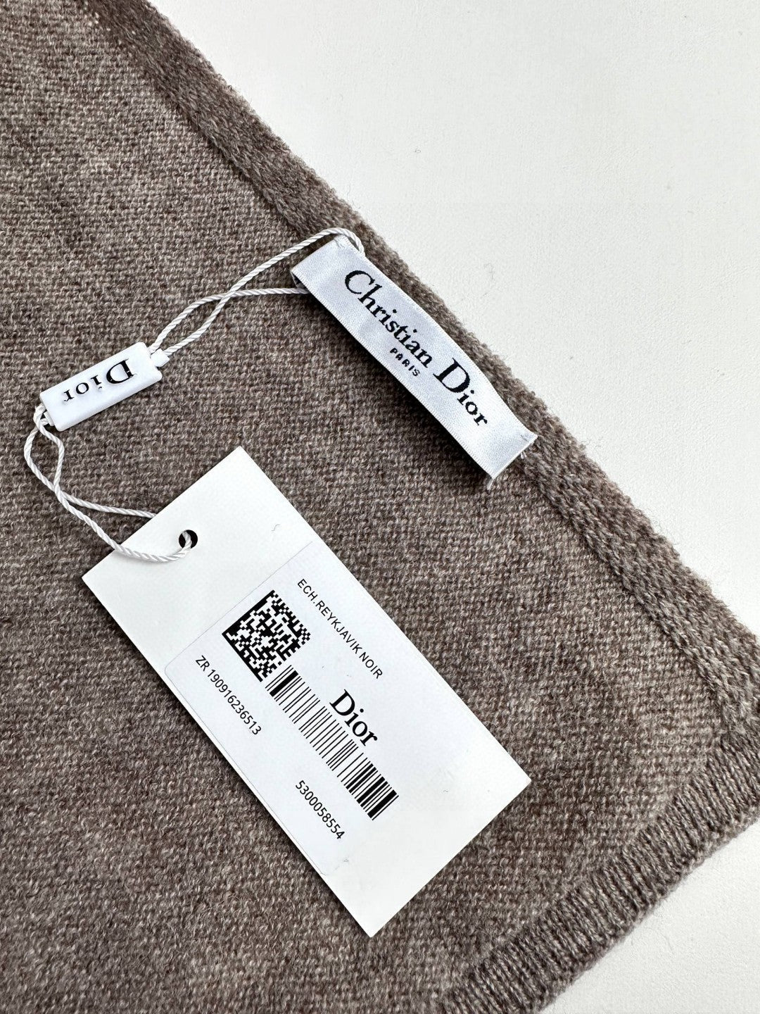 DIOR 26S SCARF 190CM IN CASHMERE 130109