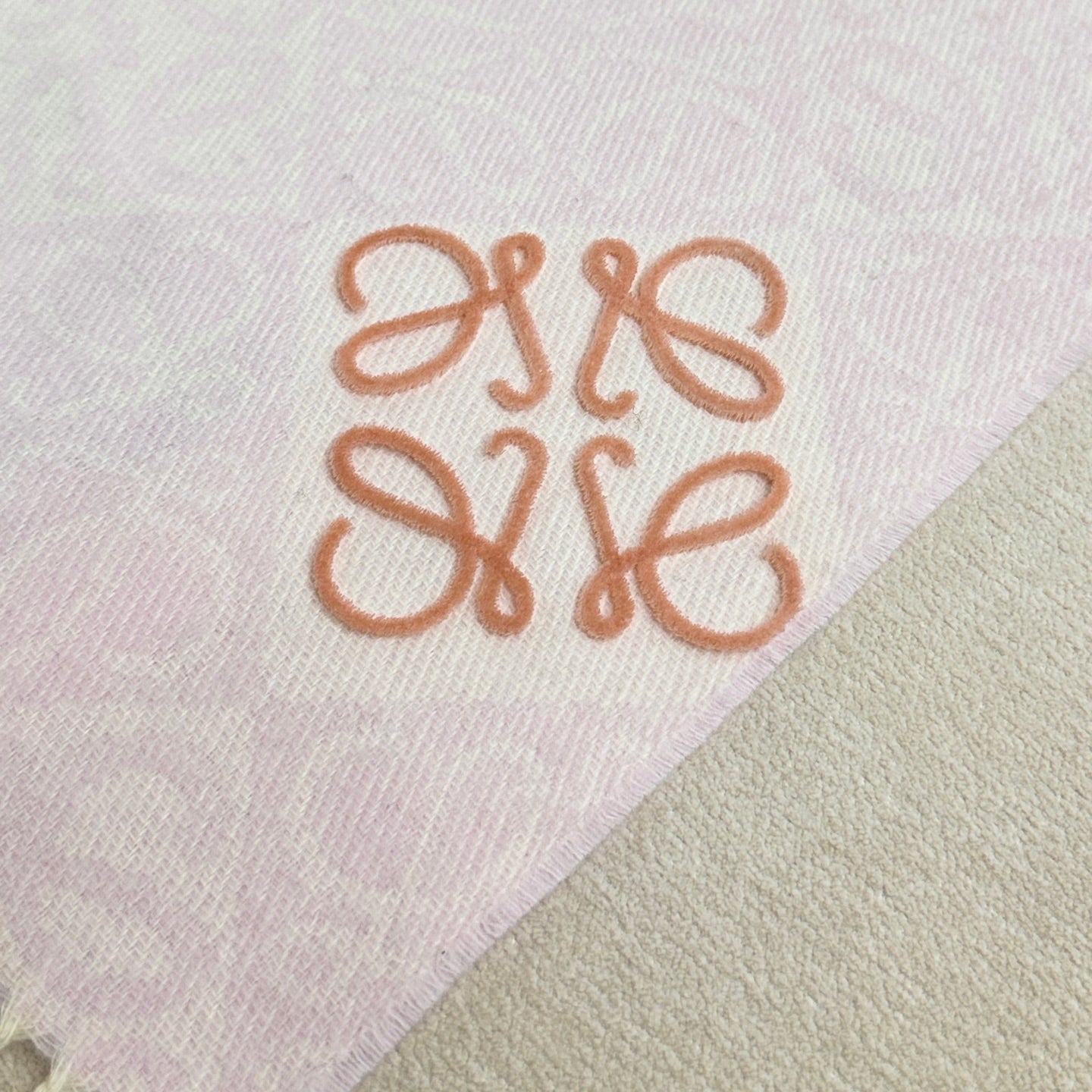 LOEWE 26S SCARF 180 IN CASHMERE WOOL 266429