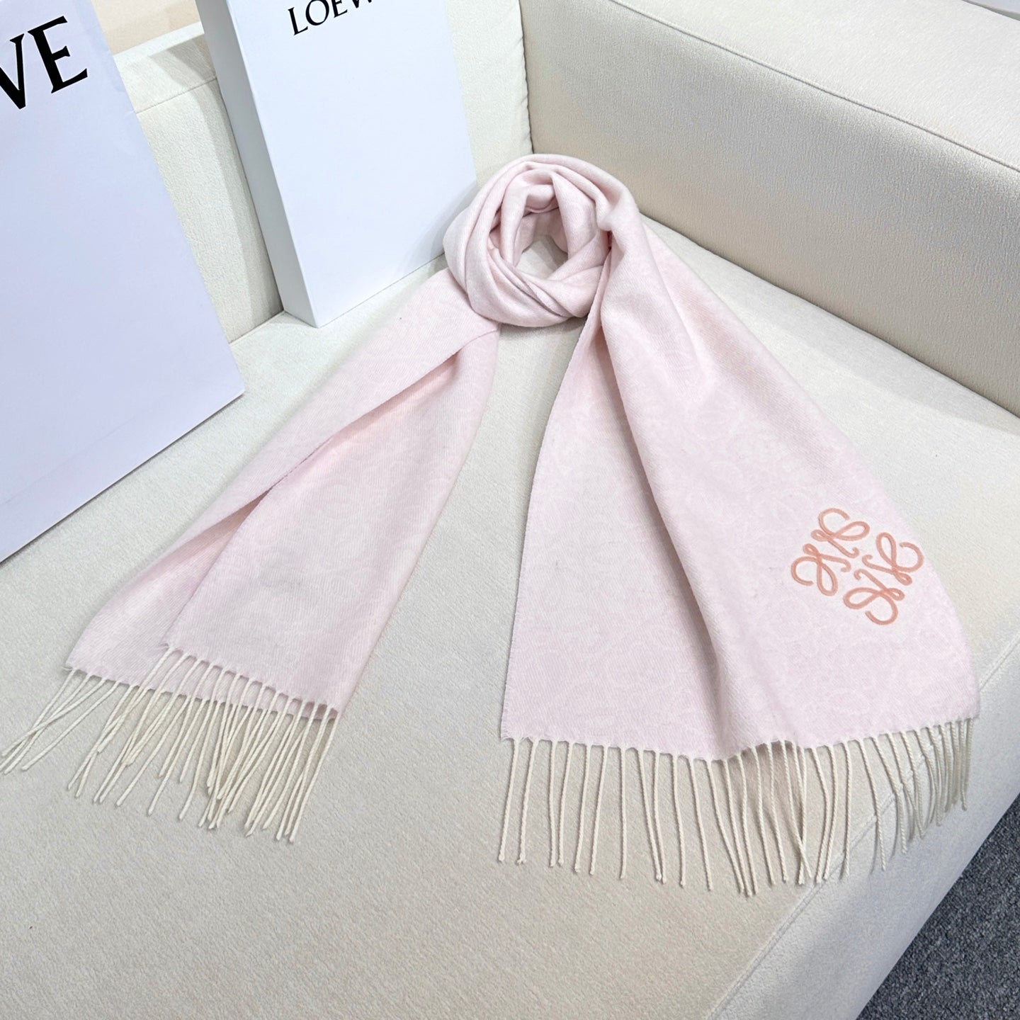 LOEWE 26S SCARF 180 IN CASHMERE WOOL 266429