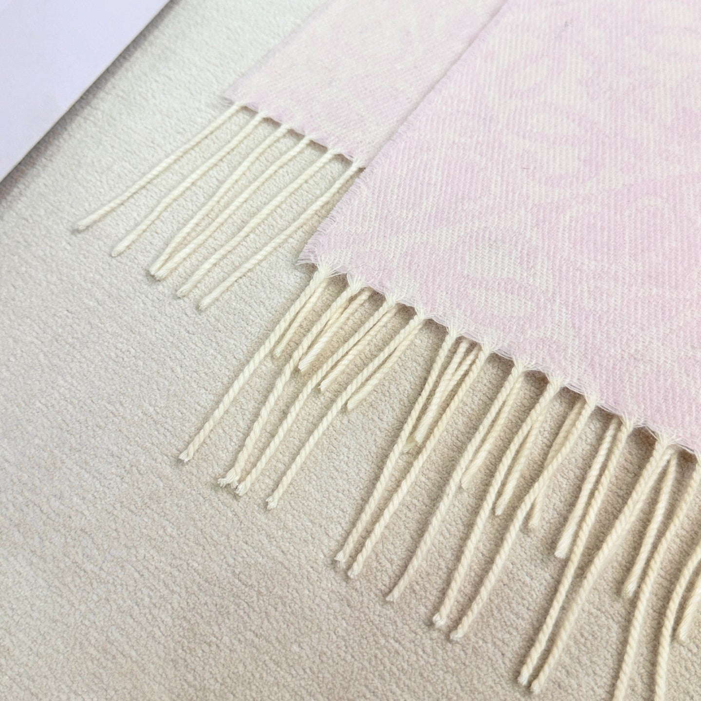 LOEWE 26S SCARF 180 IN CASHMERE WOOL 266429