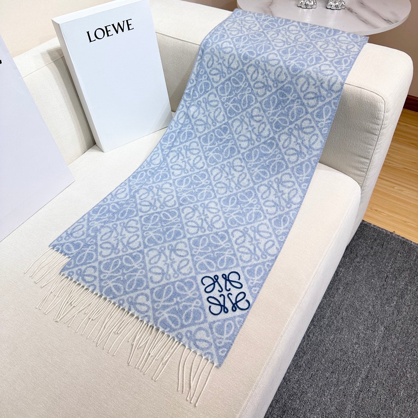 LOEWE 26S SCARF 180 IN CASHMERE WOOL 266430
