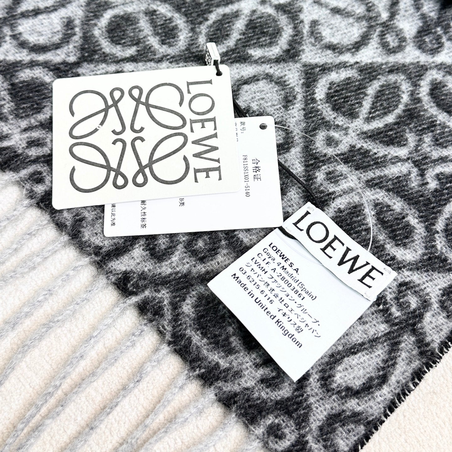 LOEWE 26S SCARF 180 IN CASHMERE WOOL 266433