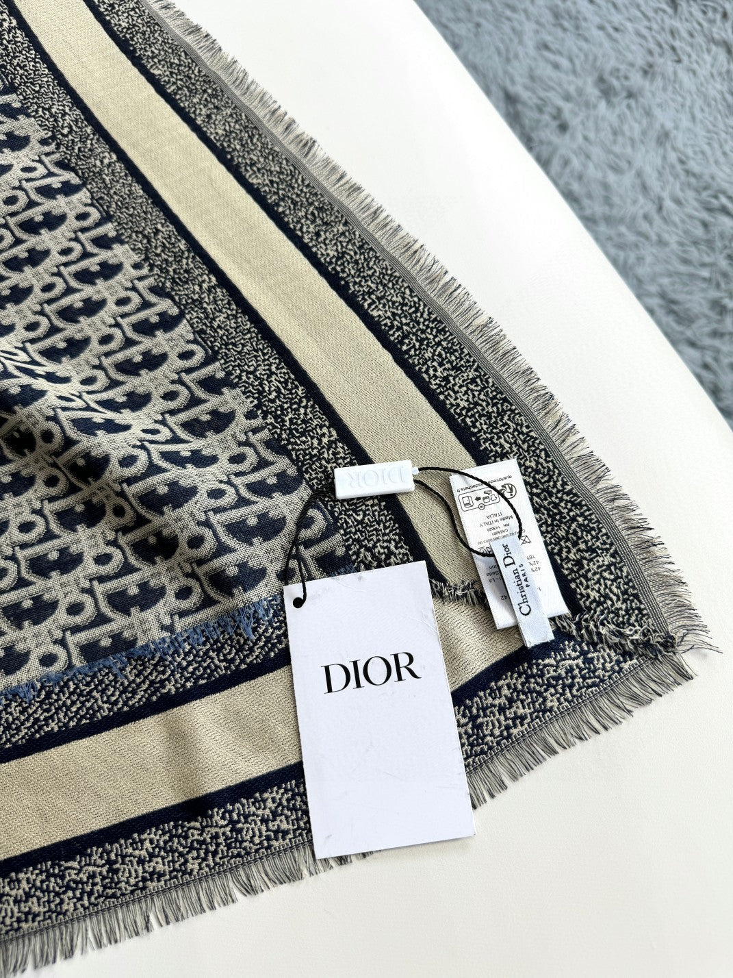 DIOR 26S SCARF 140CM IN CASHMERE SILK 313216