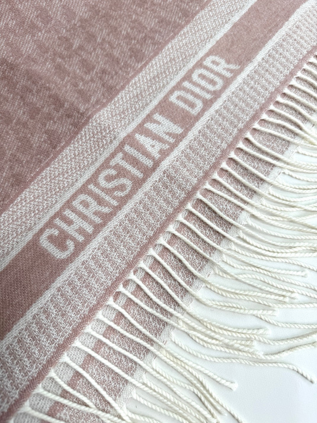 DIOR 26S SCARF 180CM IN CASHMERE 286179