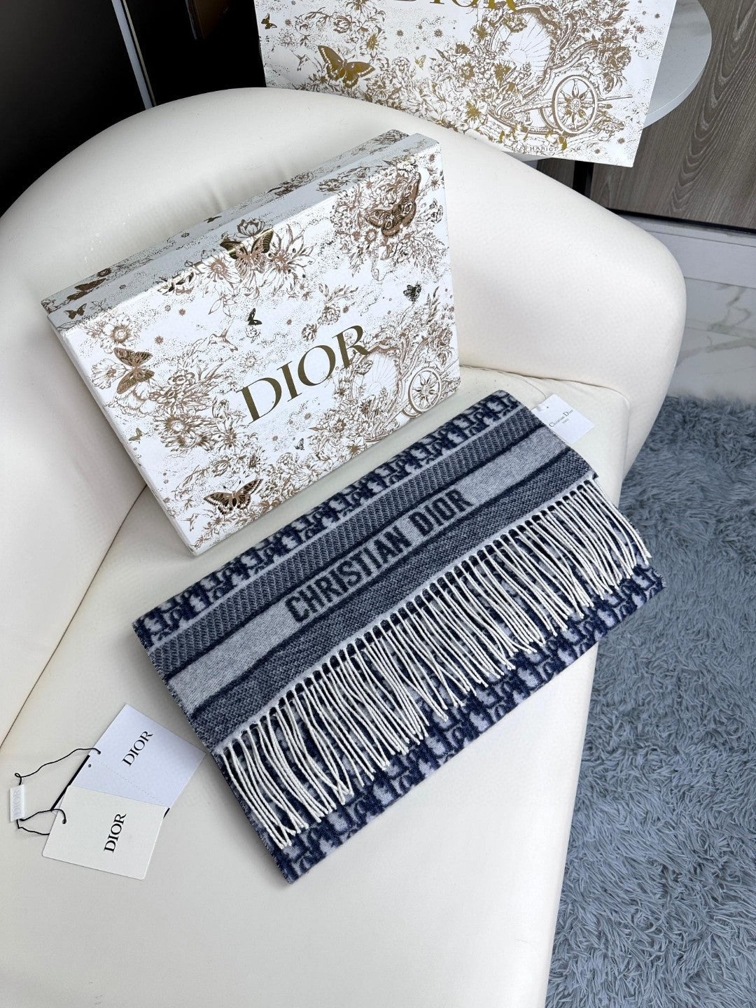 DIOR 26S SCARF 180CM IN CASHMERE 286180