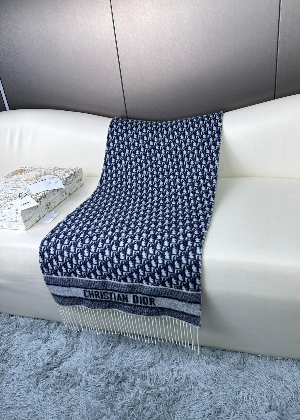 DIOR 26S SCARF 180CM IN CASHMERE 286180