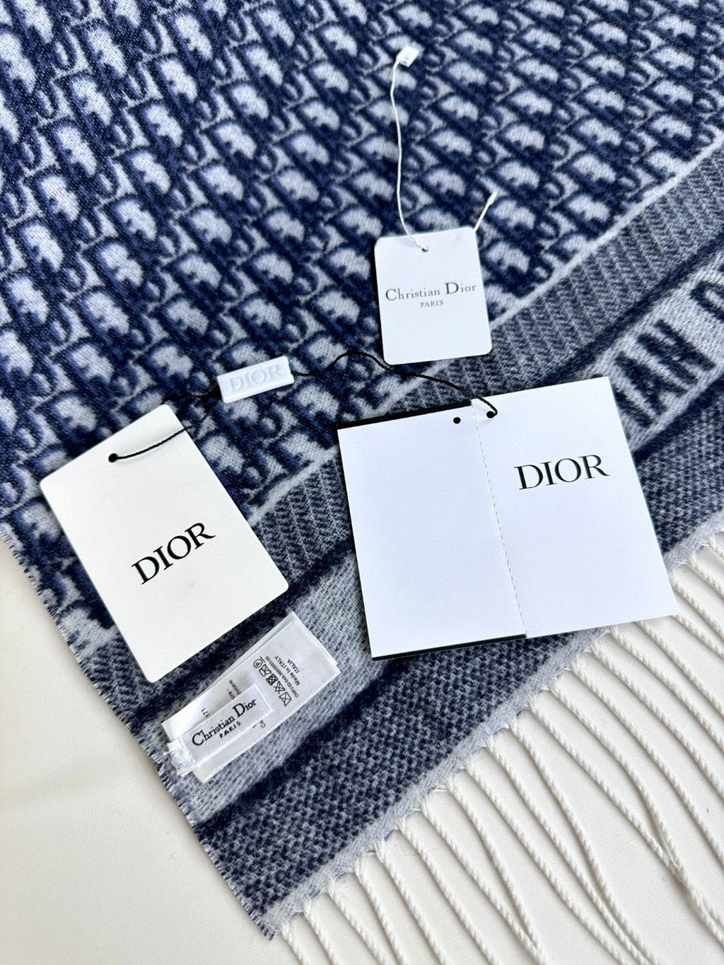 DIOR 26S SCARF 180CM IN CASHMERE 286180