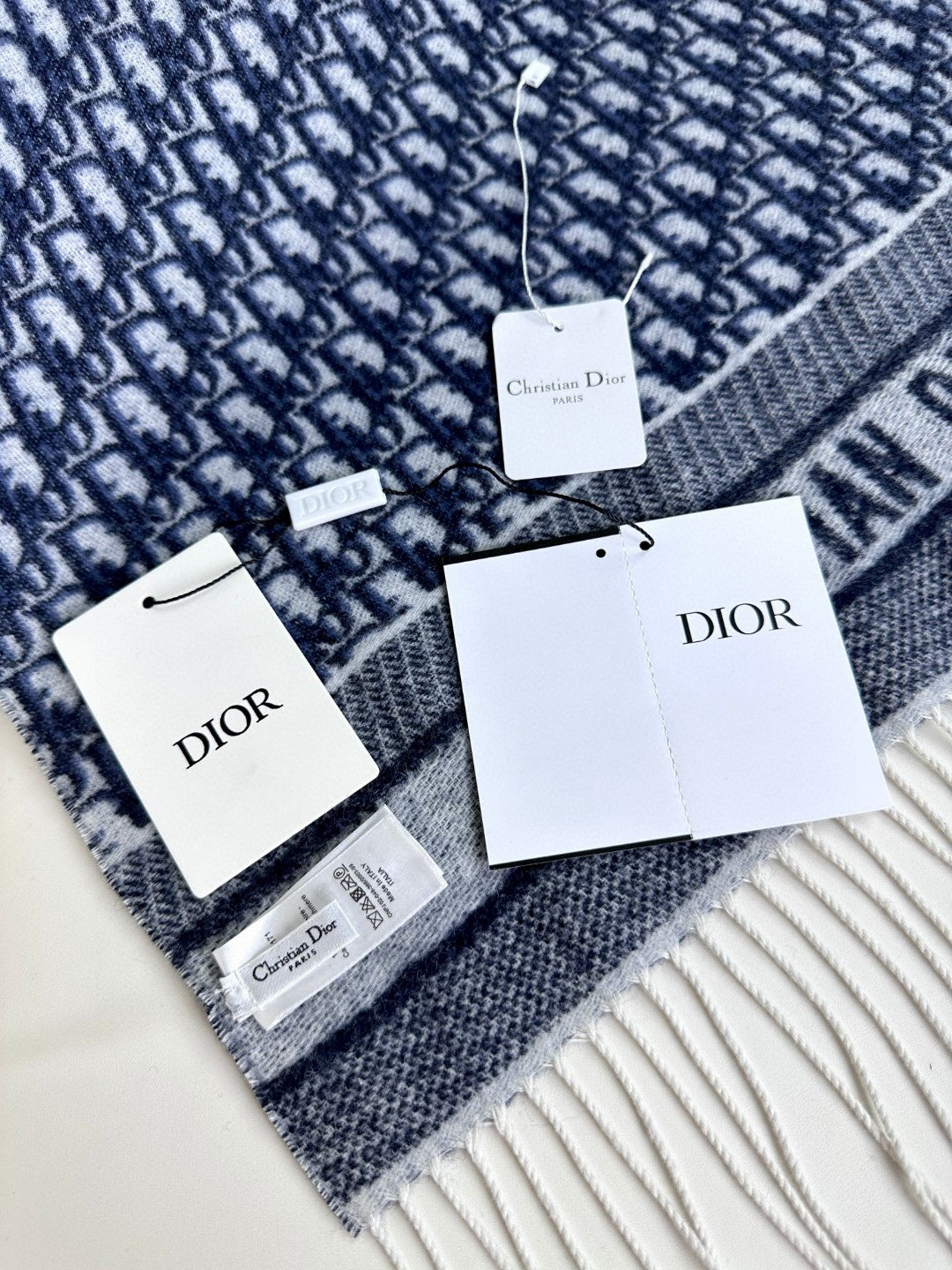 DIOR 26S SCARF 180CM IN CASHMERE 286180