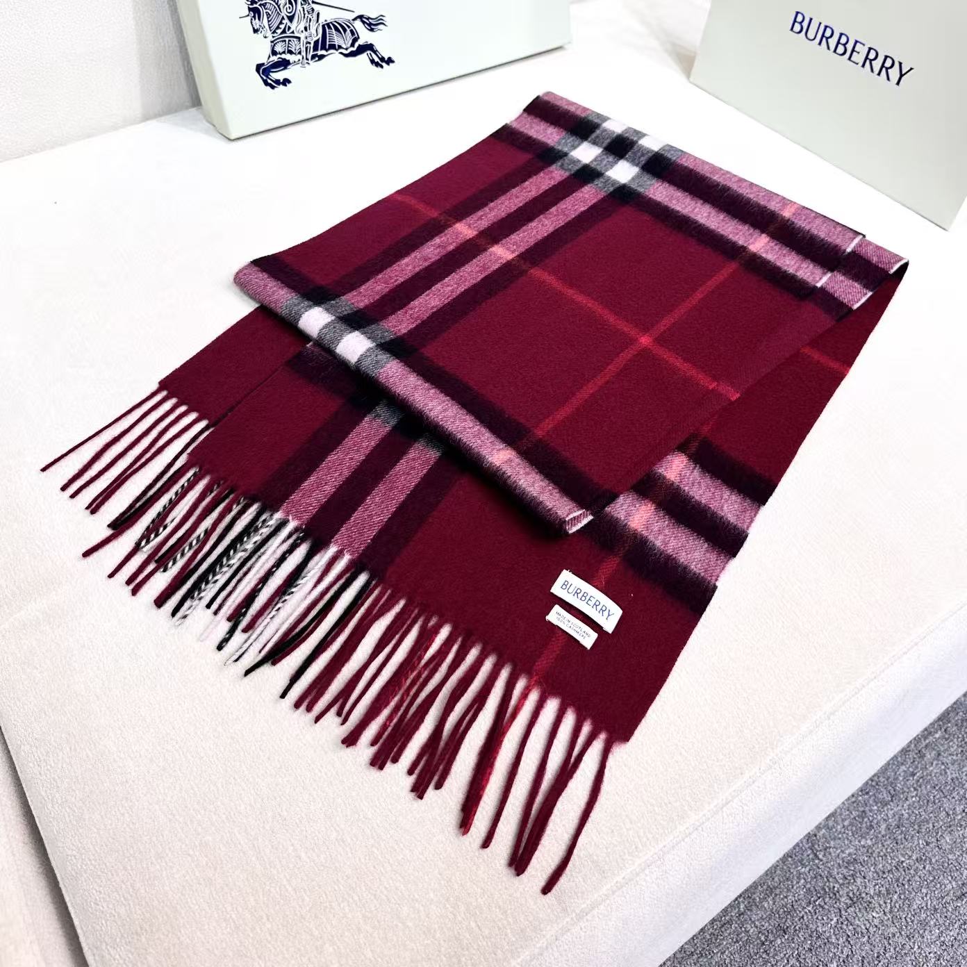 BURBERRY 26S SCARF 168CM IN CASHMERE 184979