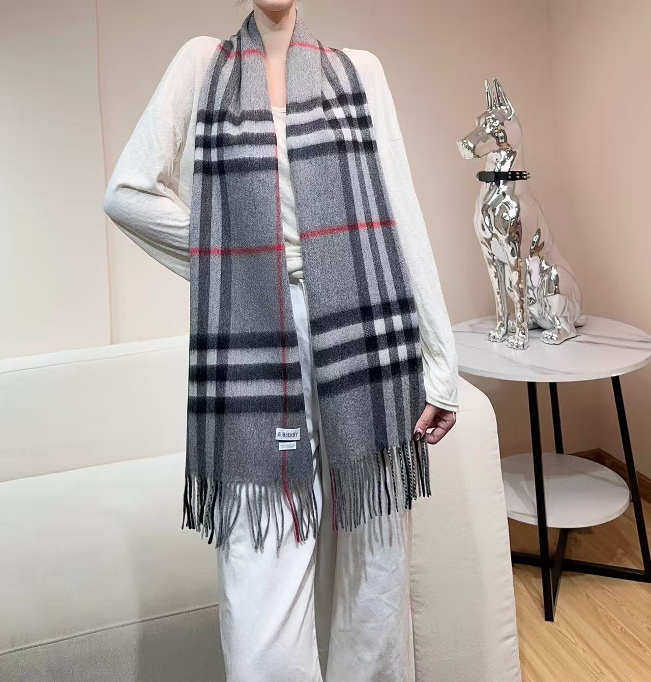 BURBERRY 26S SCARF 168CM IN CASHMERE 184980