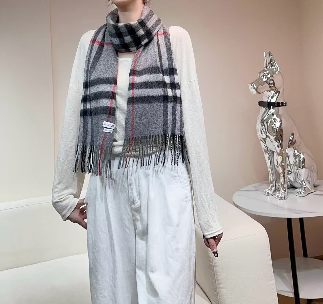 BURBERRY 26S SCARF 168CM IN CASHMERE 184980