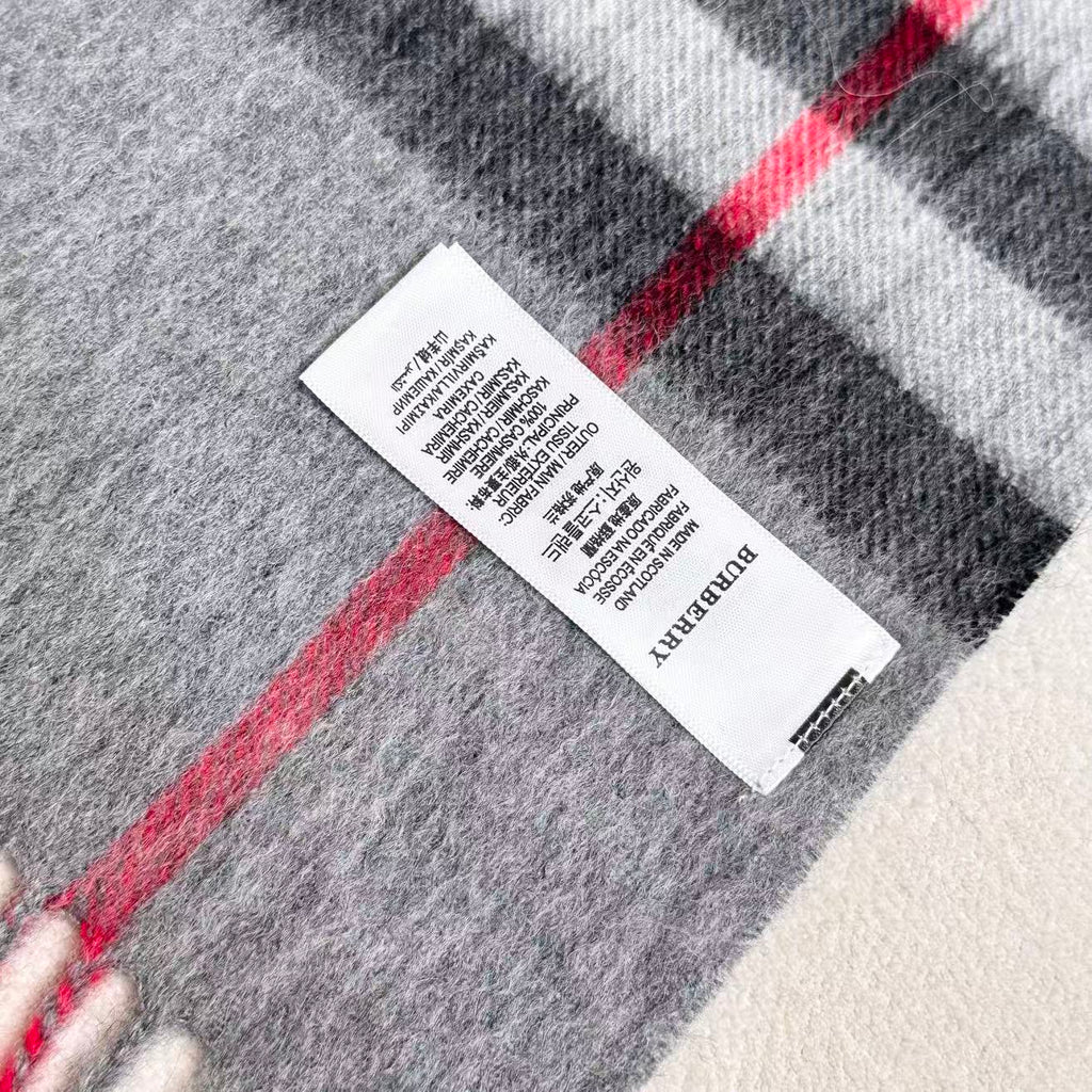 BURBERRY 26S SCARF 168CM IN CASHMERE 184980