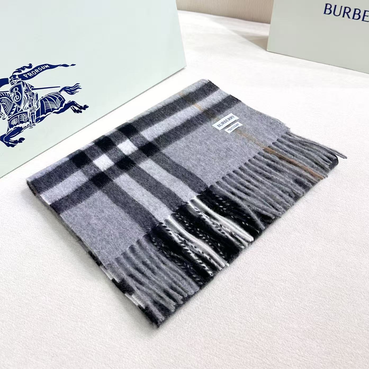 BURBERRY 26S SCARF 168CM IN CASHMERE 184982