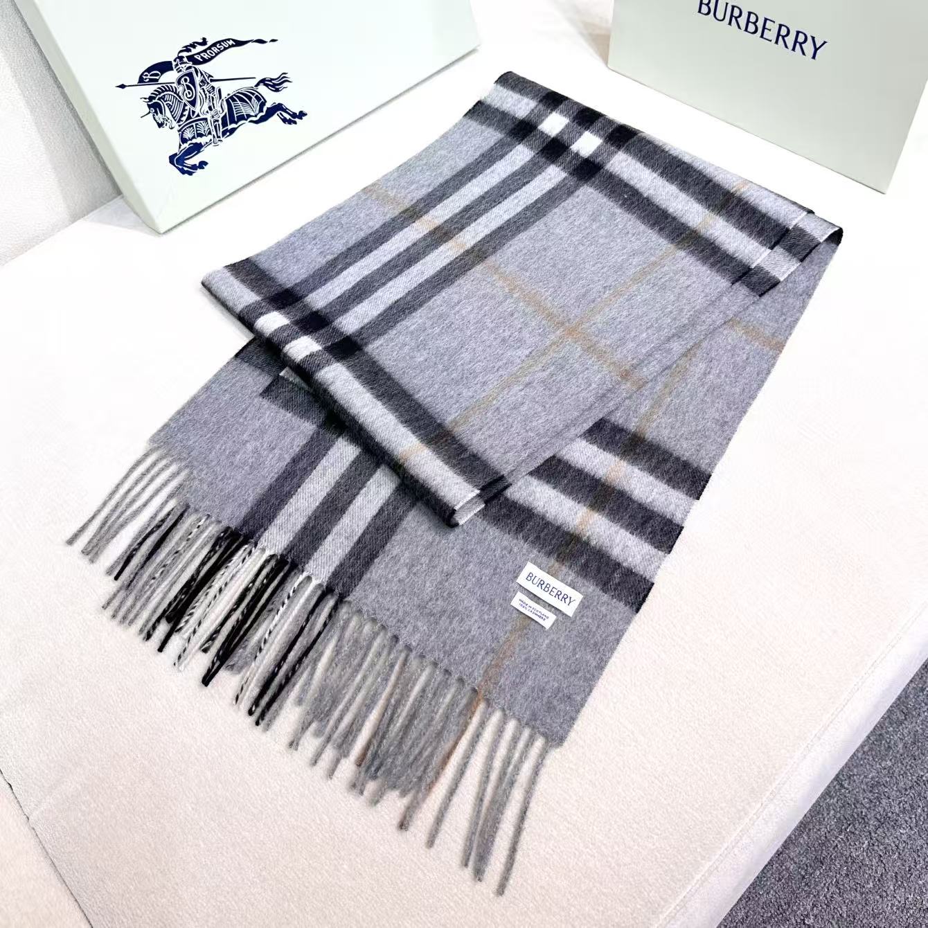 BURBERRY 26S SCARF 168CM IN CASHMERE 184982