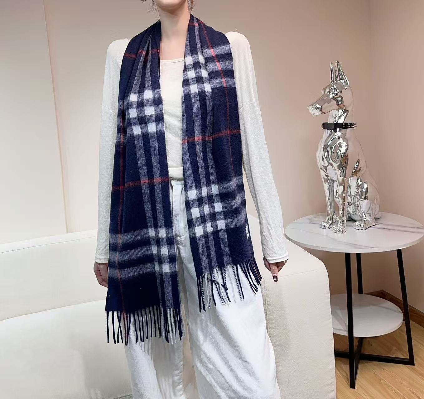 BURBERRY 26S SCARF 168CM IN CASHMERE 184987