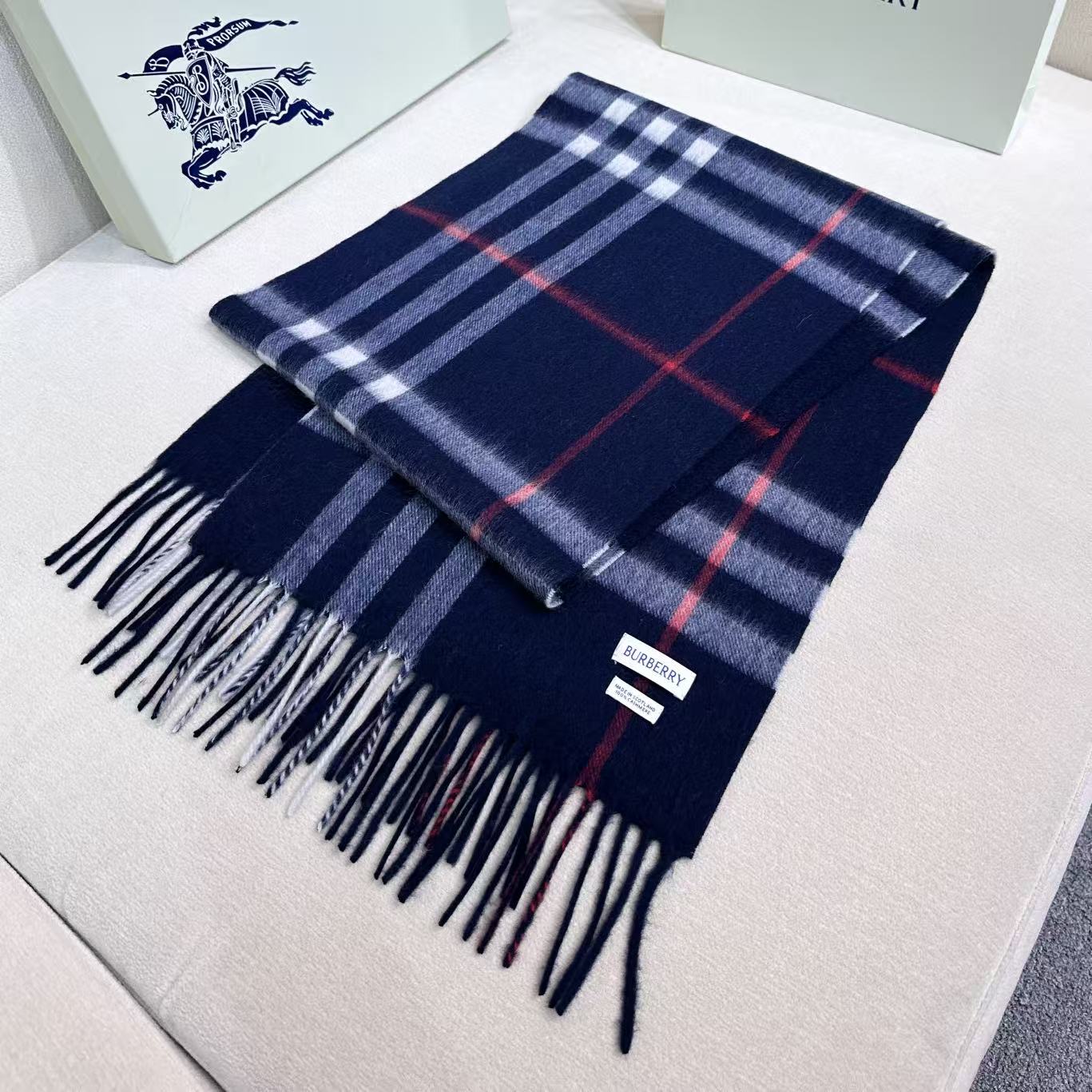 BURBERRY 26S SCARF 168CM IN CASHMERE 184987