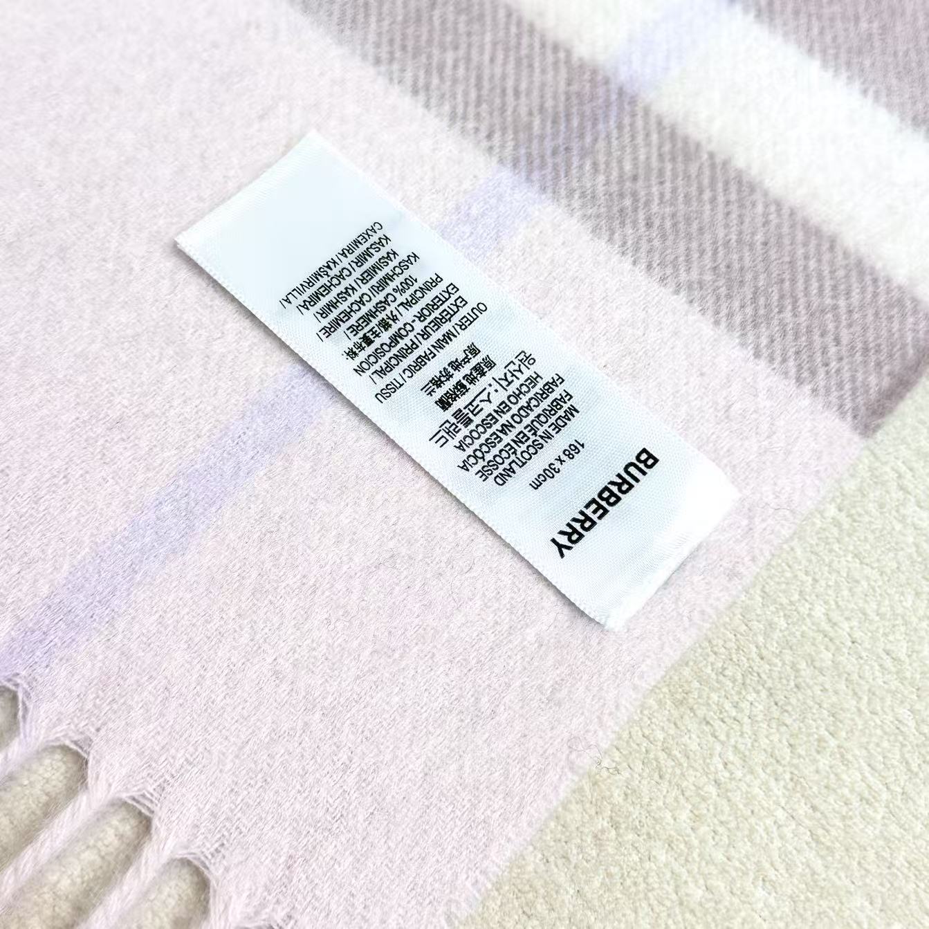 BURBERRY 26S SCARF 168CM IN CASHMERE 184988