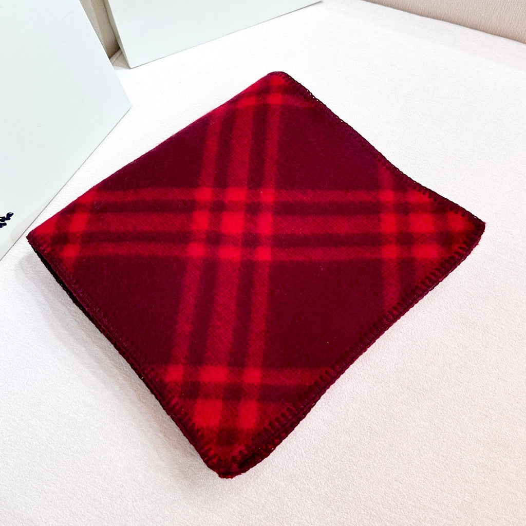BURBERRY 25S SCARF 195 CM IN CASHMERE 938000