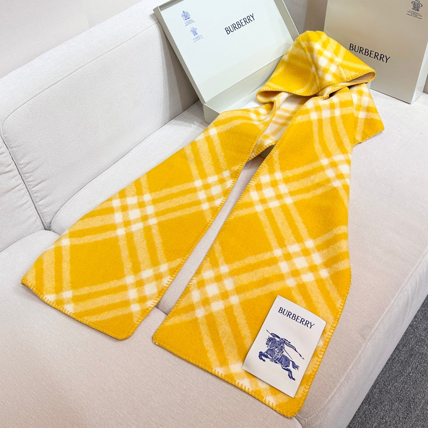 BURBERRY 25S SCARF 195 CM IN CASHMERE 938003