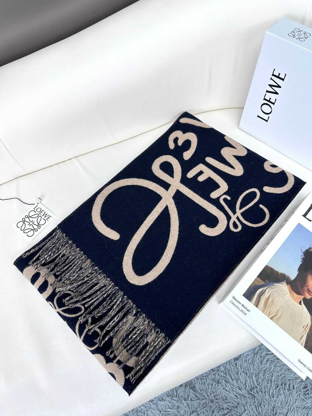 LOEWE 26S SCARF 180 IN CASHMERE WOOL 297945