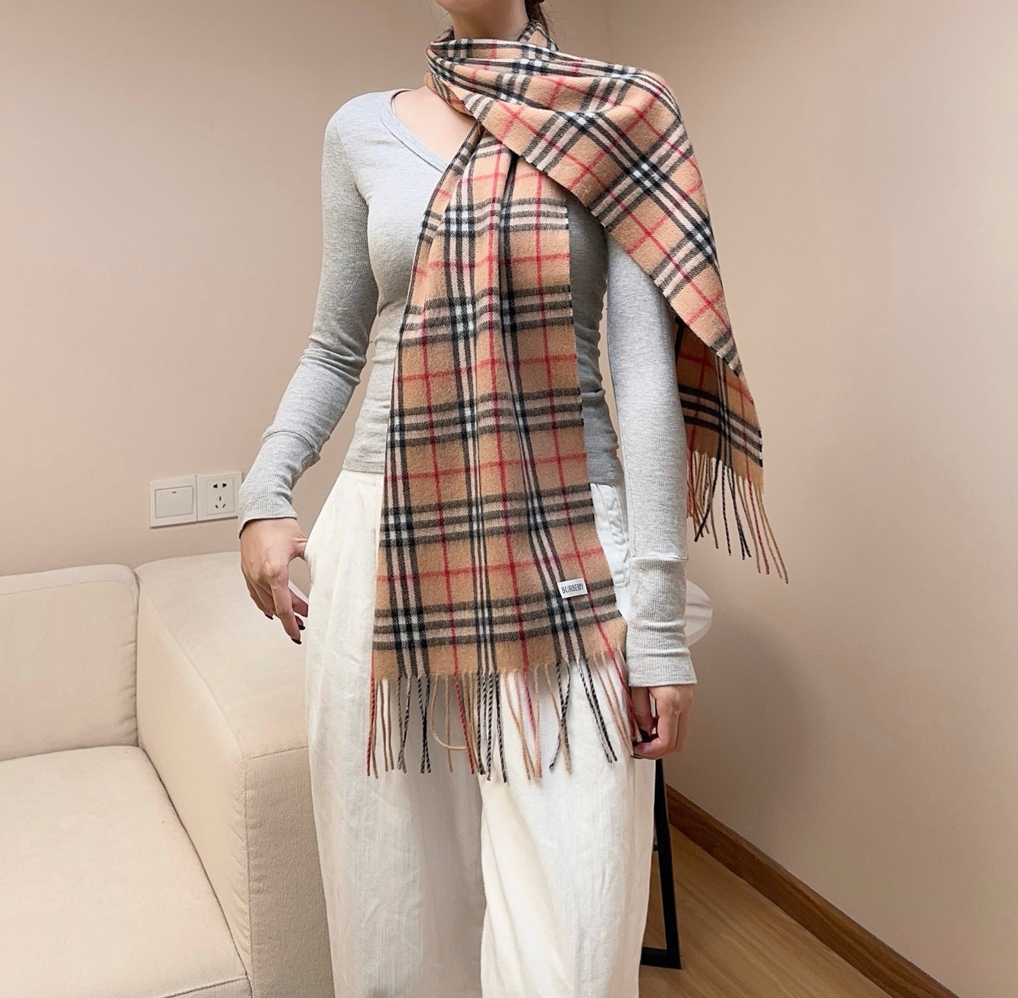 BURBERRY 26S SCARF 180CM IN CASHMERE 290650