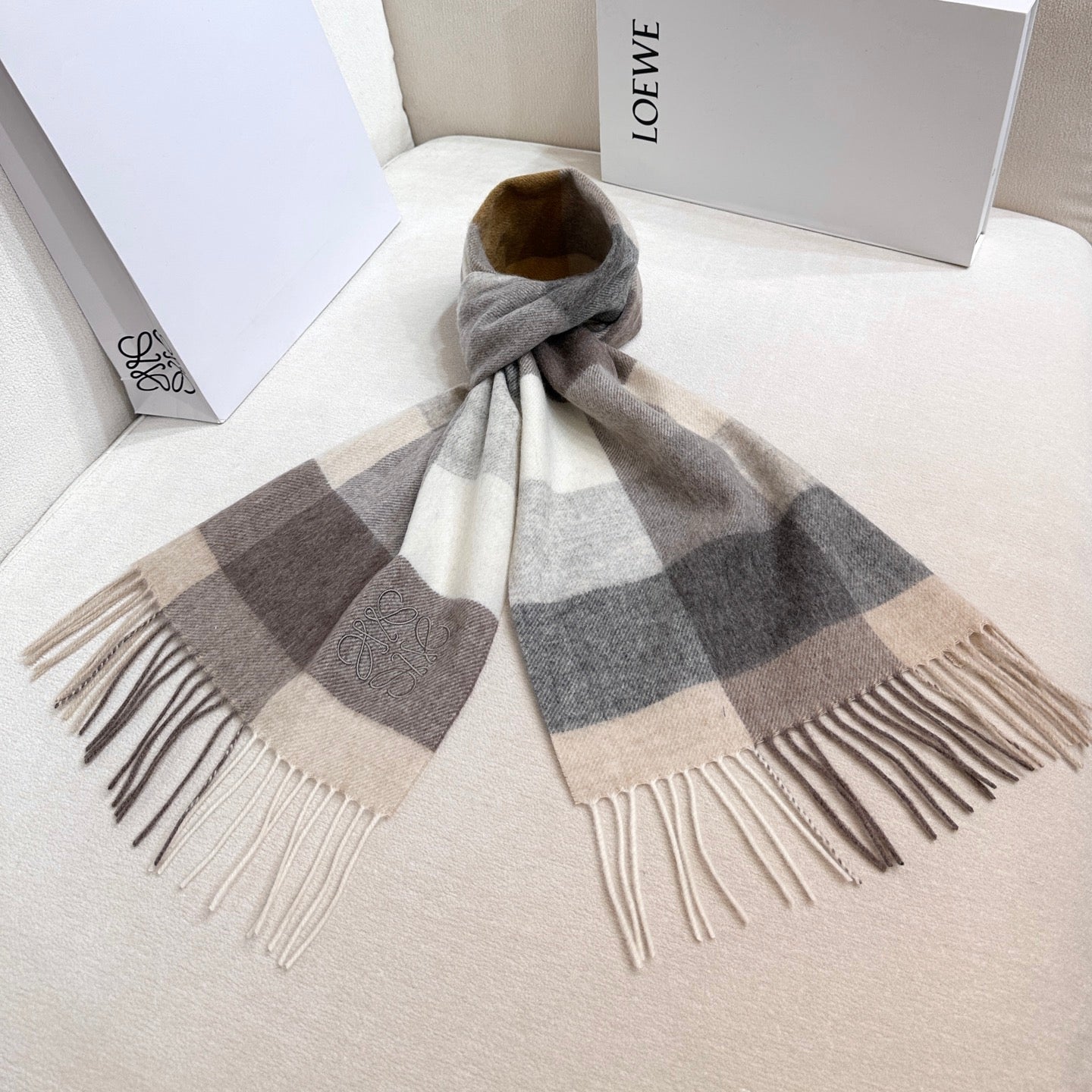 LOEWE 26S SCARF 180 IN CASHMERE 320592