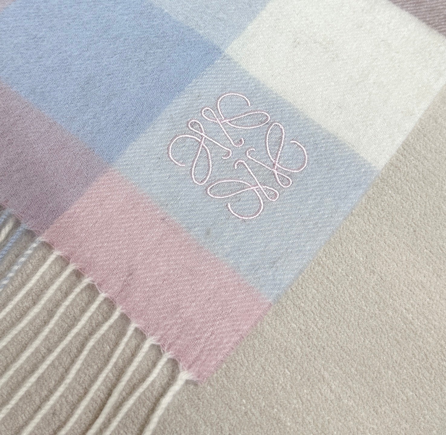 LOEWE 26S SCARF 180 IN CASHMERE 320593