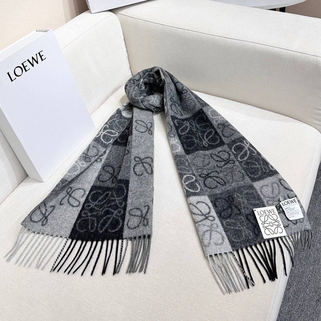 LOEWE 26S SCARF 180 IN CASHMERE WOOL 303186