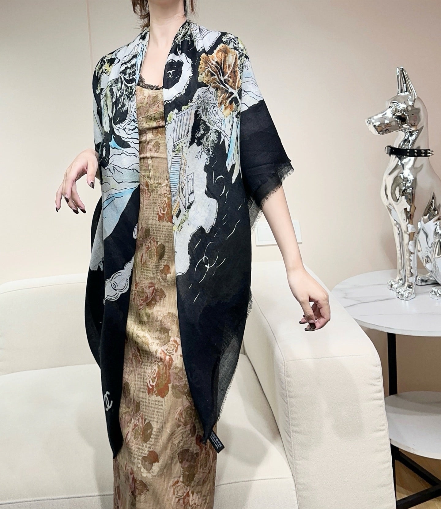 CHANEL 26S SCARF 140 IN SILK 309768