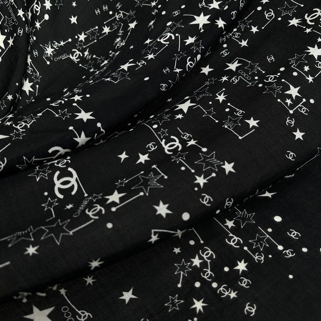 CHANEL 26S SCARF 140 IN SILK 309774