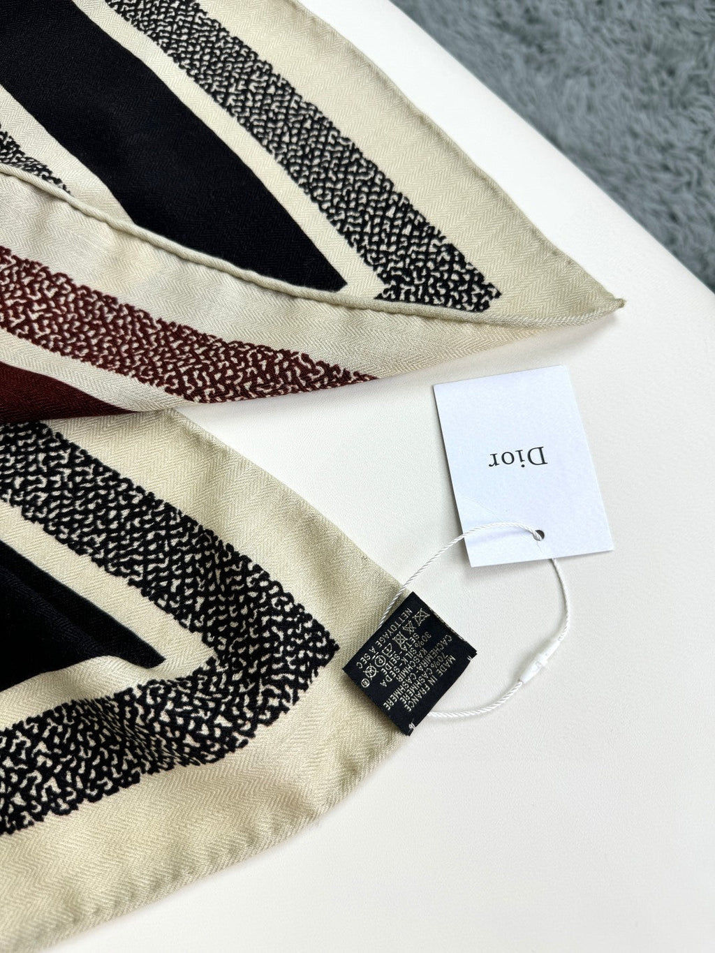 DIOR 26S SCARF 140CM IN CASHMERE SILK 304566