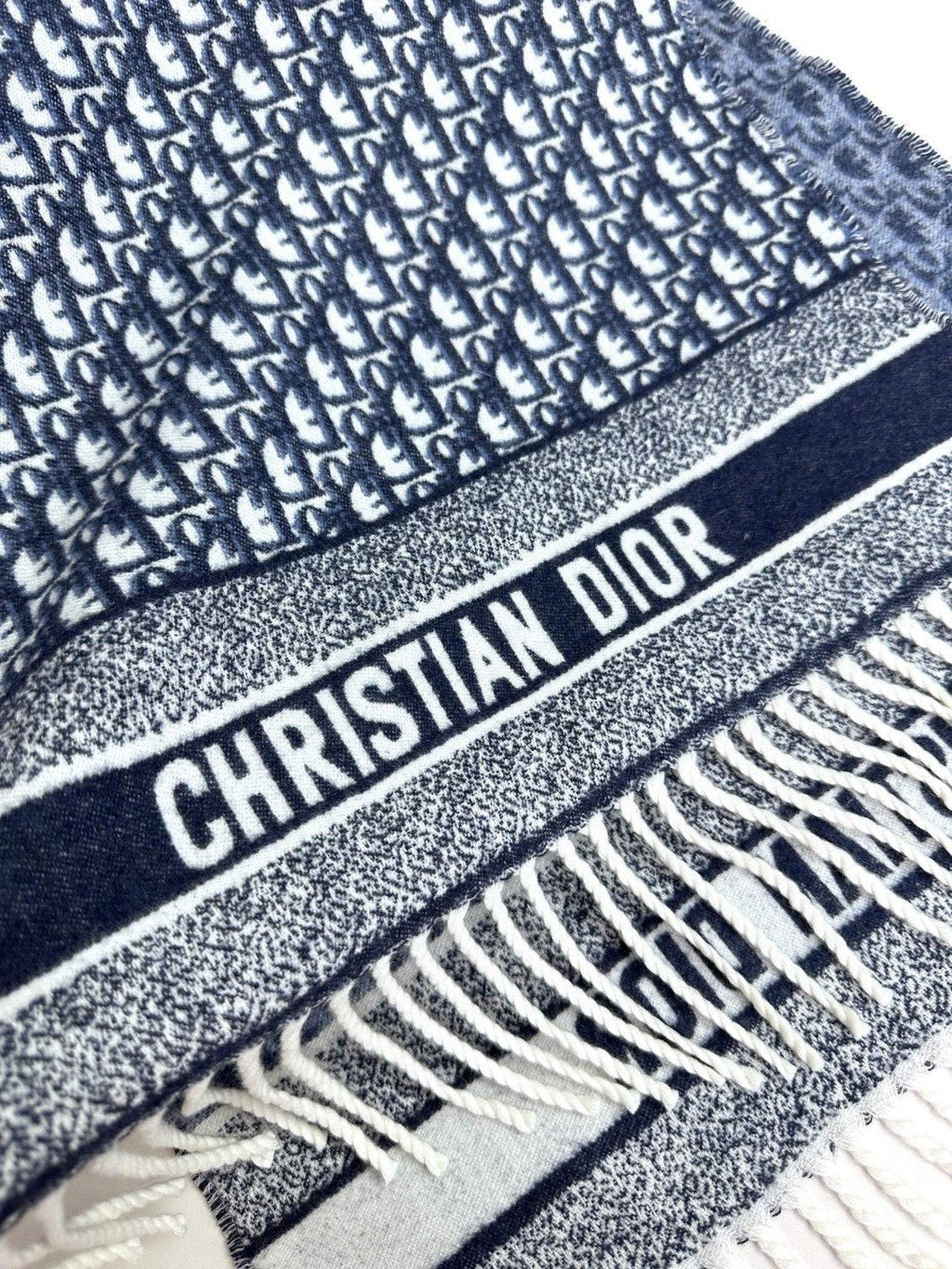 DIOR 26S SCARF 200CM IN CASHMERE 309434