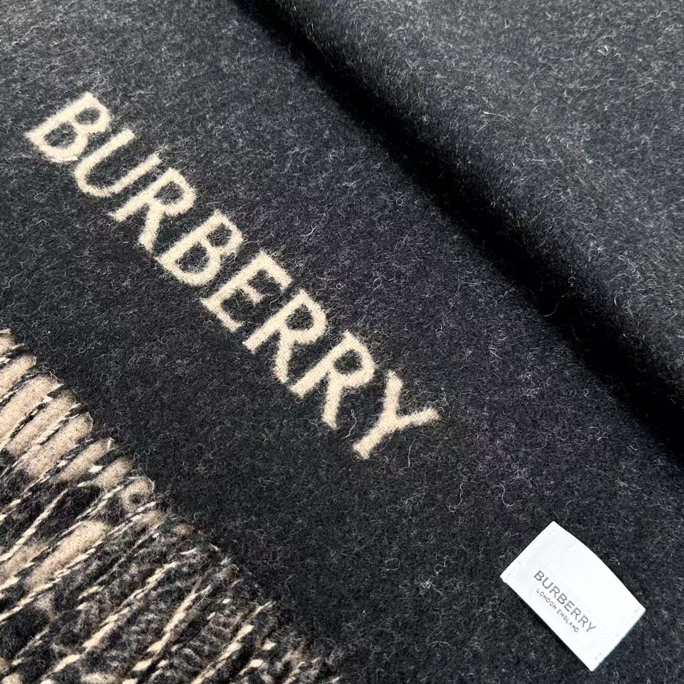 BURBERRY 26S SCARF 180CM IN CASHMERE 309771