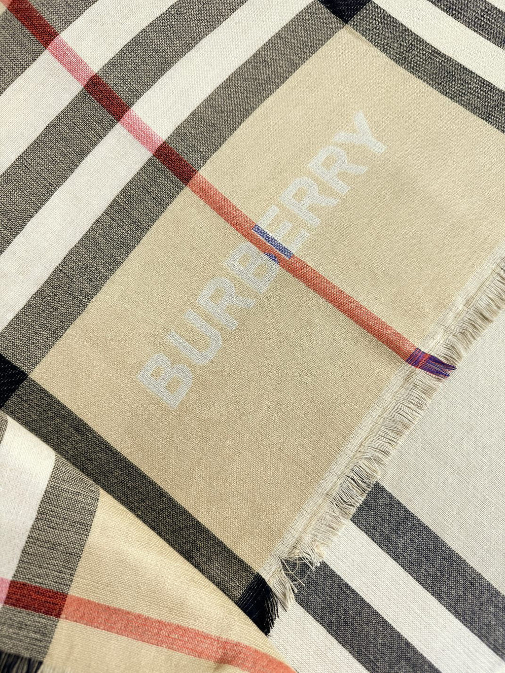 BURBERRY 26S SCARF 220CM IN CASHMERE SILK 303203