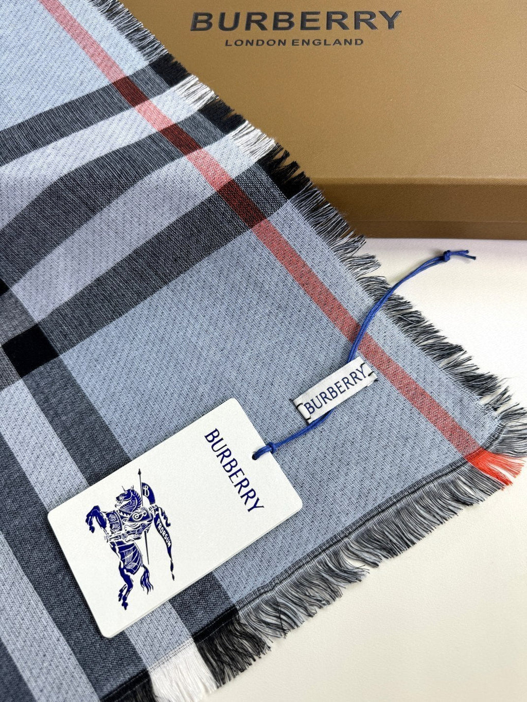 BURBERRY 26S SCARF 220CM IN CASHMERE SILK 303205