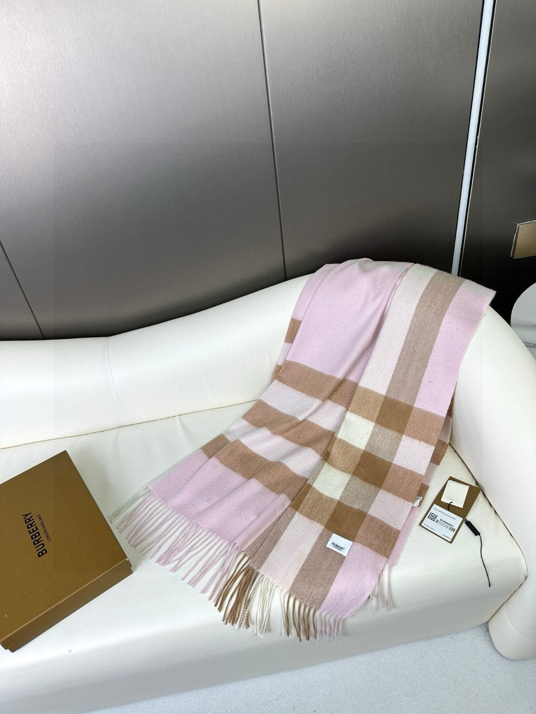 BURBERRY 26S SCARF 200CM IN CASHMERE 278703