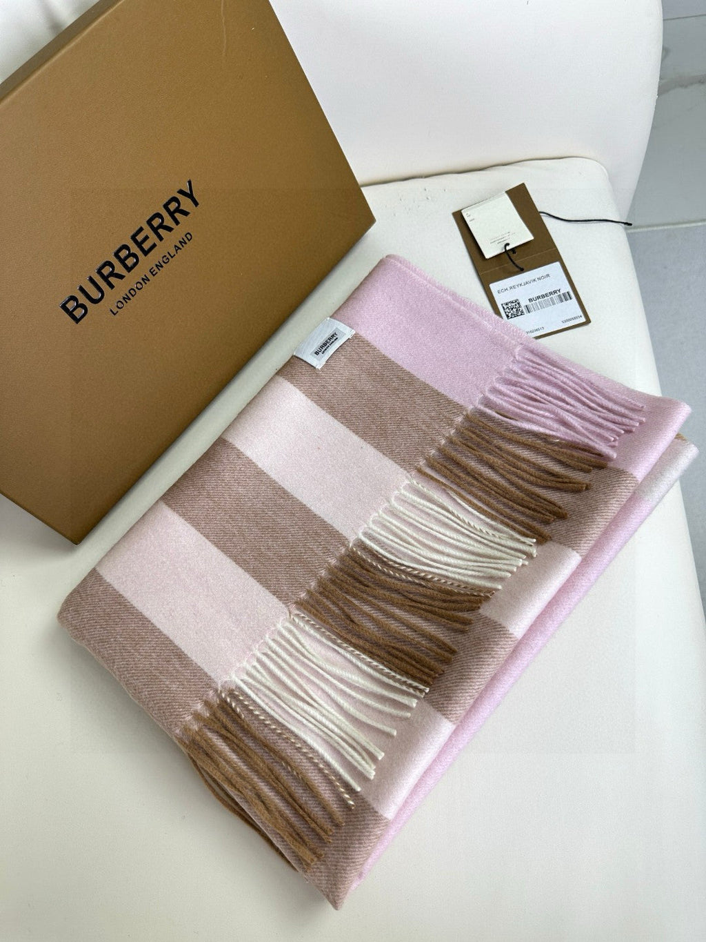 BURBERRY 26S SCARF 200CM IN CASHMERE 278703