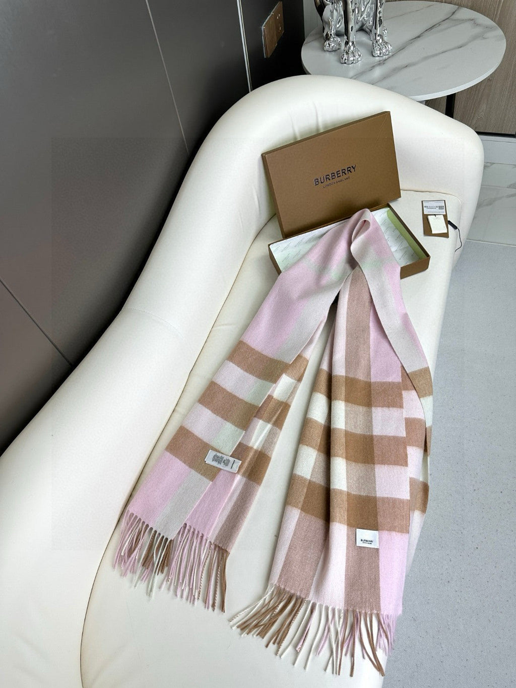 BURBERRY 26S SCARF 200CM IN CASHMERE 278703