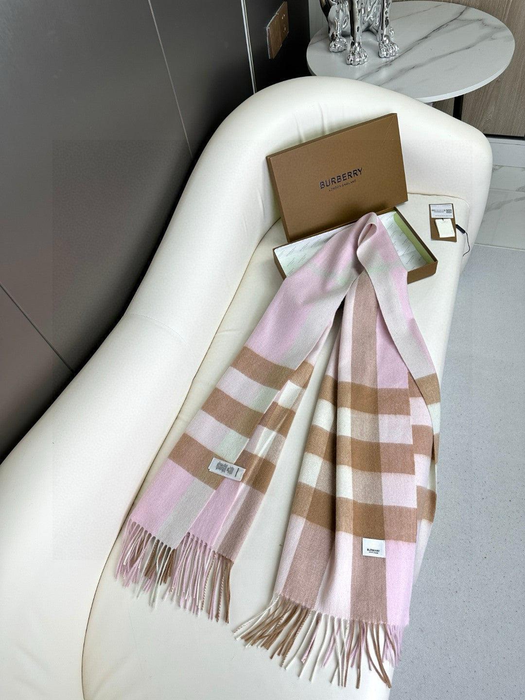 BURBERRY 26S SCARF 200CM IN CASHMERE 278703