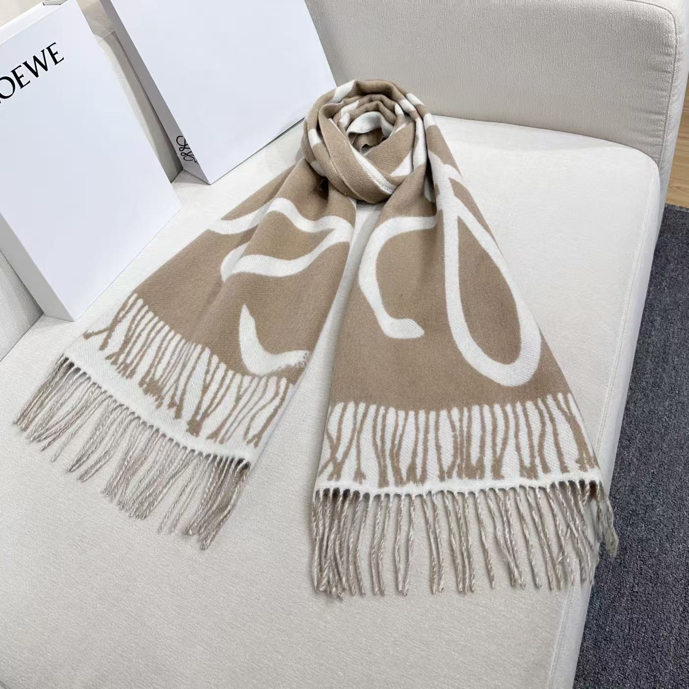 LOEWE 26S SCARF 180 IN CASHMERE WOOL 311814