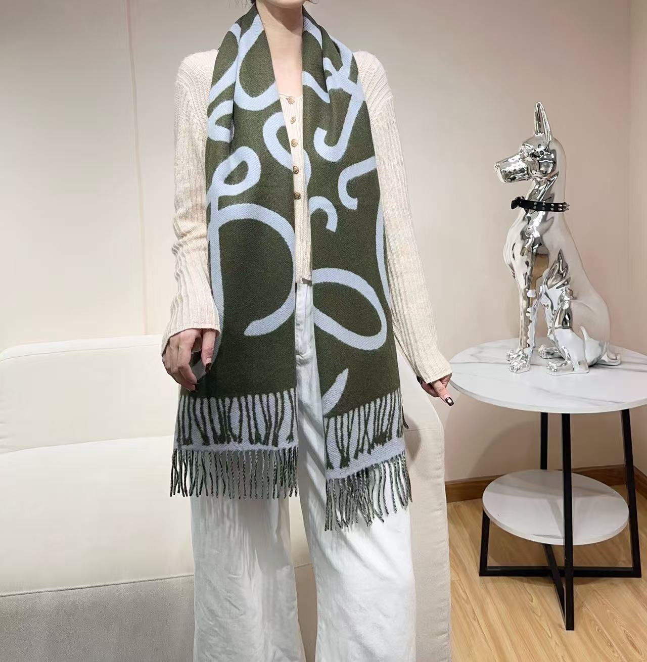 LOEWE 26S SCARF 180 IN CASHMERE WOOL 311815