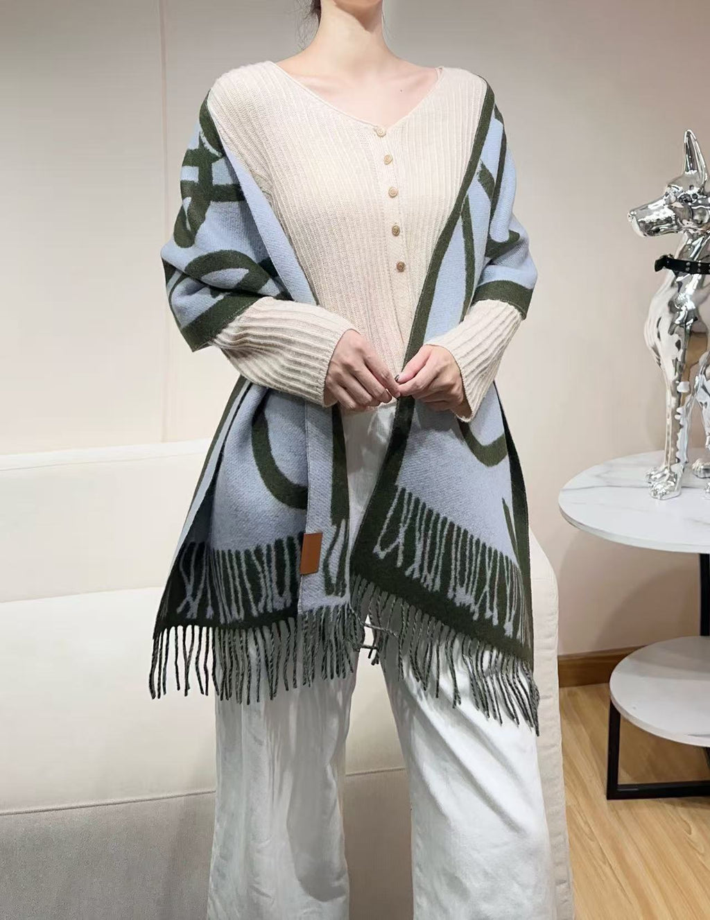 LOEWE 26S SCARF 180 IN CASHMERE WOOL 311815