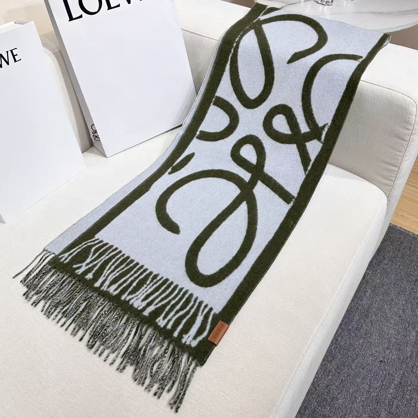 LOEWE 26S SCARF 180 IN CASHMERE WOOL 311815
