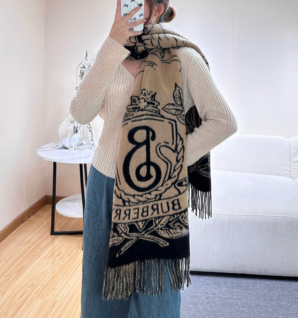 BURBERRY 26S SCARF 210CM IN CASHMERE 303181