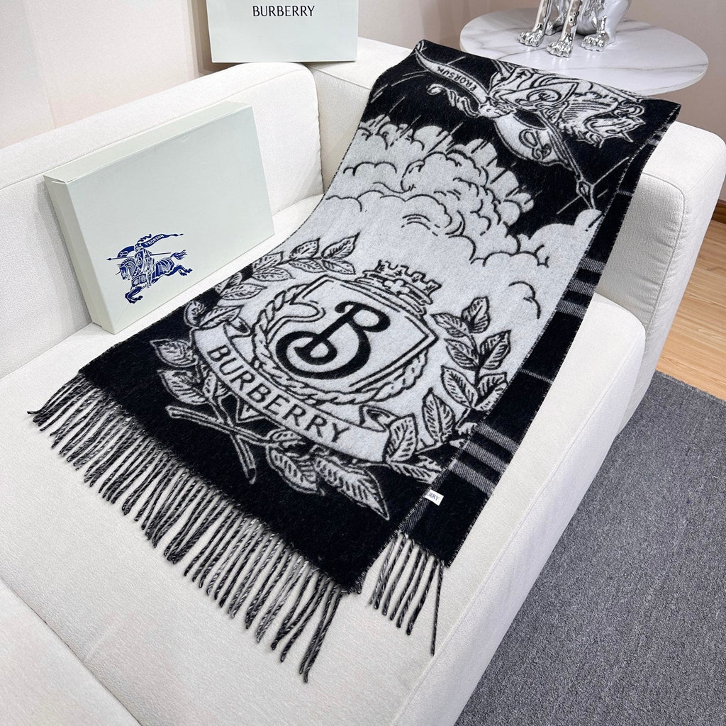 BURBERRY 26S SCARF 210CM IN CASHMERE 303182