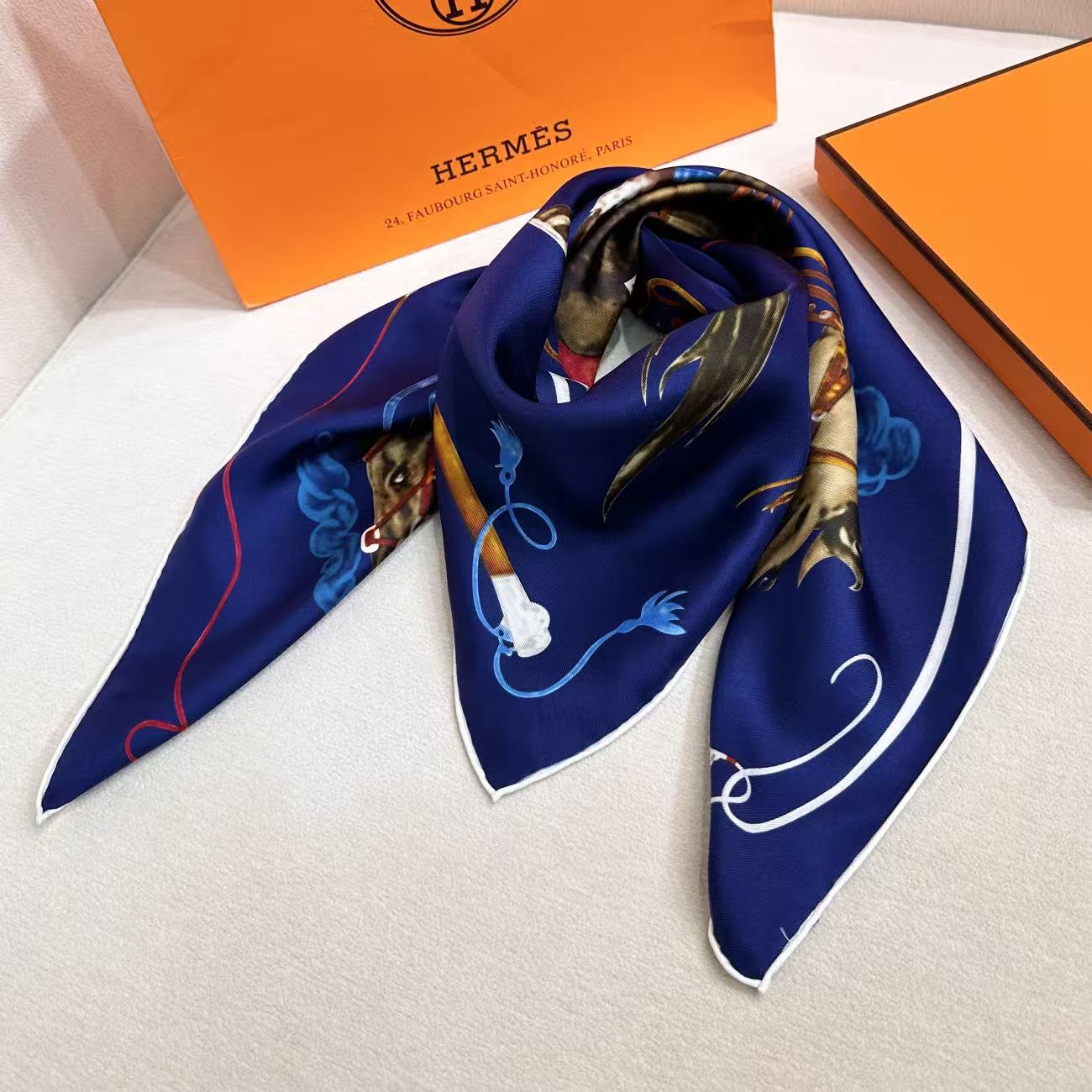 HERMES 26S SCARF 90 IN SILK 303189
