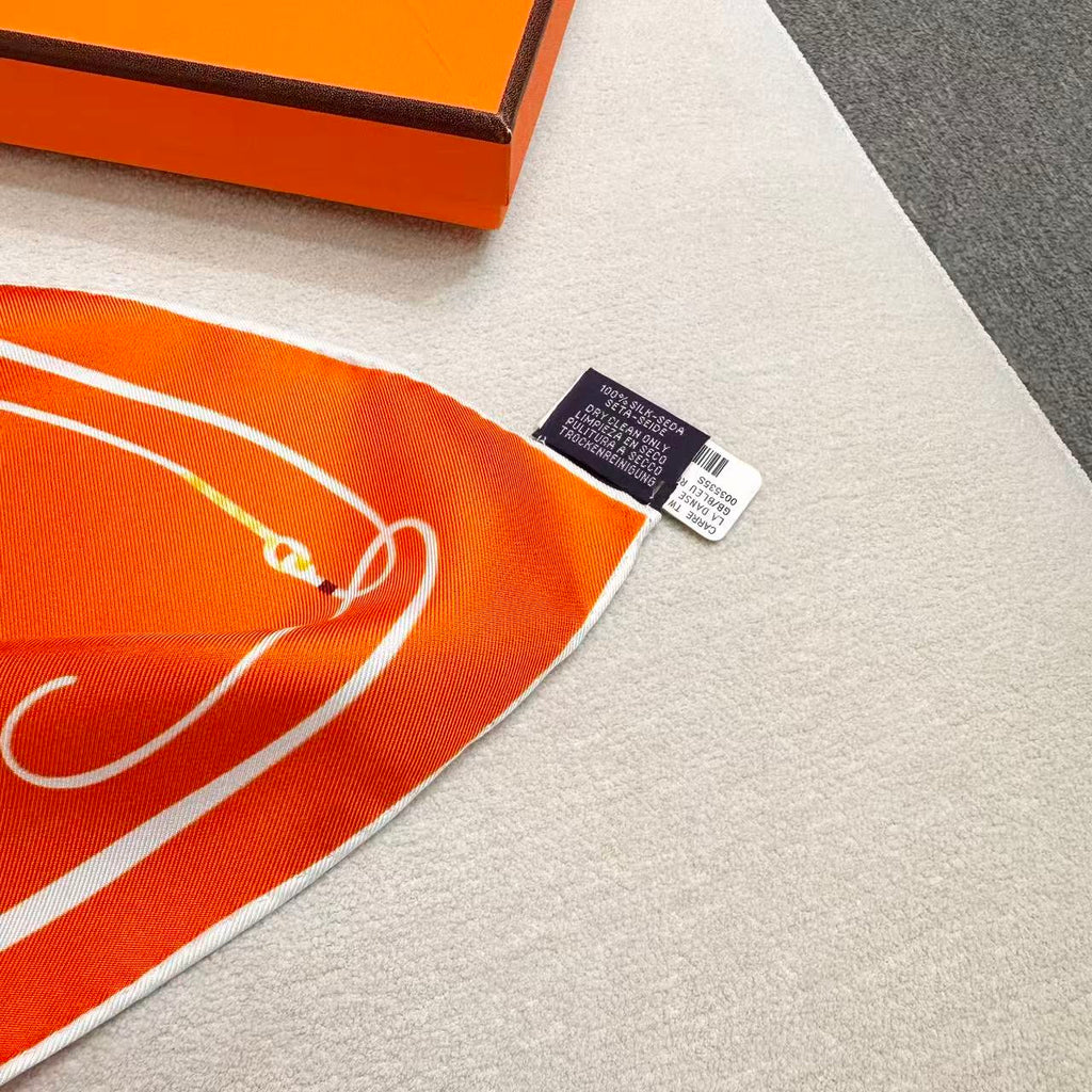 HERMES 26S SCARF 90 IN SILK 303193